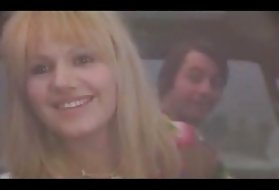 Klassinen ranskalainen elokuva "ei ole ongelma" (1975) porno sodan vuotta