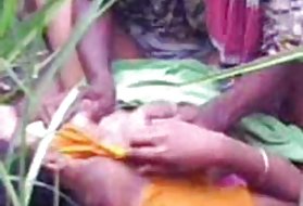 Porno kylpy bangla randi kentät porno puku