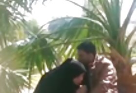 Pakistanin bj käteen niin kauan kuin diploma in public park