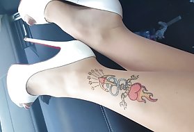 Minun sukkahousut jalka nilkan tatuointi pornotähti, jossa huutaa